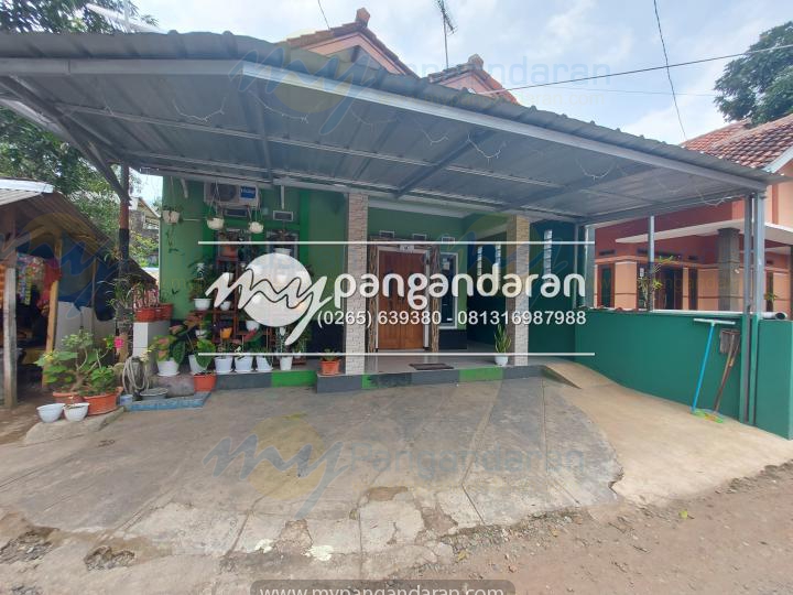  Tampilan depan rumah bu amoy pangandaran